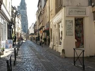 Modern flat in Bayeux in the town centre Apartment in Bayeux