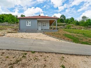 Home Near Red Lake in Ricice Vacation rental in Imotski