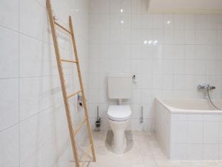 Bungalow near Lake Veere with Sunny Terrace Vacation rental in Kamperland