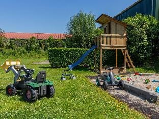 Peaceful Retreat near Zeeland Beach Vacation rental in Vrouwenpolder