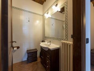 Classic Villa for family with pets Villa in Umbria