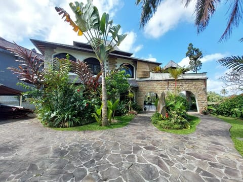 Dzawani Ubud Bed and Breakfast in Tampaksiring