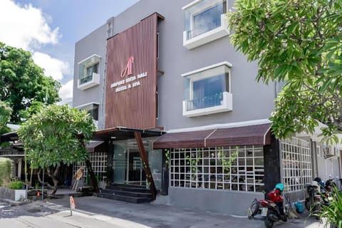 Collection O Kuta Near Airport Ngurah Rai Hotel in Kuta