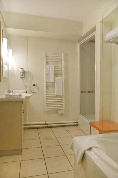 Adonis Divonne-Les-Bains Résidence Du Lac Hotel in Divonne-les-Bains