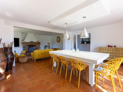 Villa in La Crau with private pool Villa in Hyères