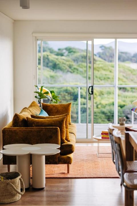 F o o t S t e p s t o R e d b i l l ~ Waterfront Vacation rental in Bicheno