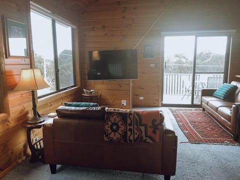 Barefoot Bungalow | Cozy Bicheno Hideaway | Vacation rental in Bicheno