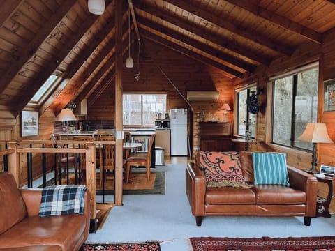 Barefoot Bungalow | Cozy Bicheno Hideaway | Vacation rental in Bicheno