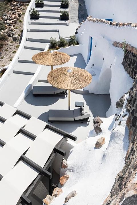 Aristofanis Sunrise Suite Apartment in Thera