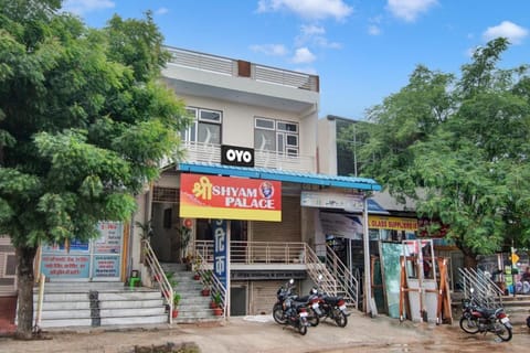 Hotel O Shree Shyam Palace Vacation rental in Jaipur