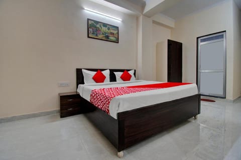 Hotel O Shree Shyam Palace Vacation rental in Jaipur