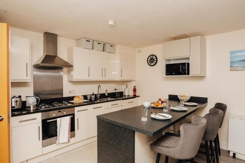 Henley town centre with parking - From £110 Per Night Apartment in Henley-on-Thames