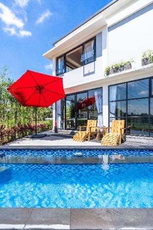 Private Pool Villa with Mountain & Ricefield View Villa in Ubud