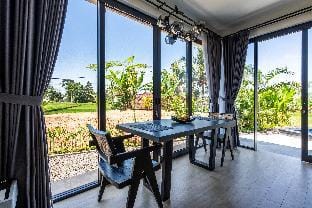 Loft1BR Private pool Villa with Ricefield Views Villa in Ubud