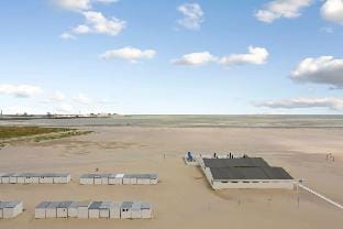 Beautiful studio with stunning seaview and terrace Apartment in Knokke-Heist