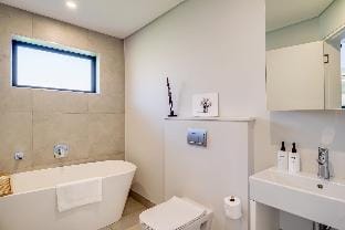 Bahati Executive Pad Apartment in Sea Point