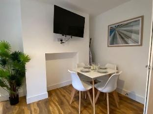 De Parys Self-Catering Flat 2 in Bedford Apartment in Bedford