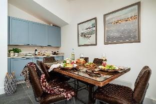 4140 Apartment in Seaton