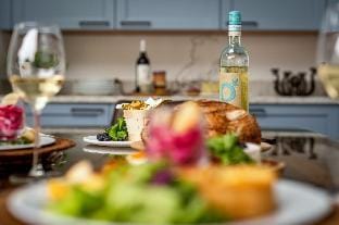 4140 Apartment in Seaton