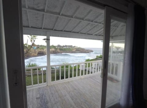 Cliff Park Lembongan Campground/ 
RV Resort in Nusapenida