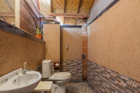 Minimalist wooden room in guest house Vacation rental in Bali