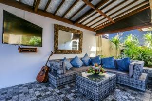 Mira, 3 Bedroom Villa right by Ku De Ta, Seminyak Villa in Kuta