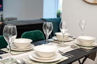 Hayy Apartments Comfort in the Heart of Kirkstall Apartment in Leeds