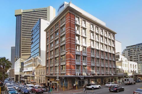 Gold Buffalo Hotel in Cape Town