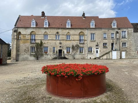 Maison Prieuré Bed and Breakfast in Île-de-France