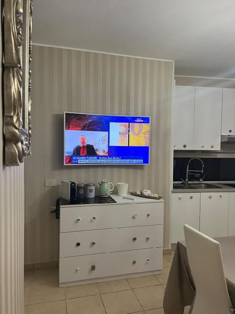 Tevere 20 House - Trilocale Apartment in Monza