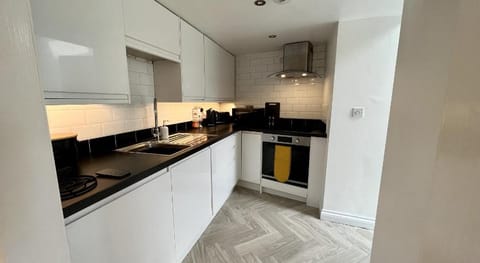 The Coach House - with hot tub Hotel in Saint Austell