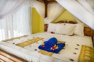 Beten Waru Bungalow and Restaurant Vacation rental in Abang