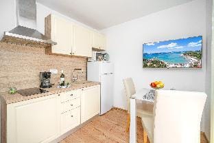 A2a Ugodno namješten apartman za dvije osobe Apartment in Šibenik-Knin County, Croatia