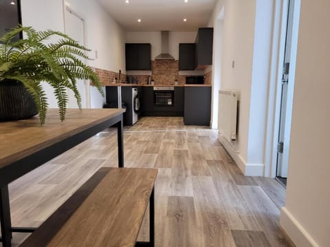 Stay @ The Old Bank, Burton on Trent Apartment in Burton upon Trent