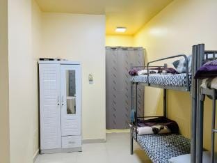 Comfort Tourist Place For Male Apartment in Dubai