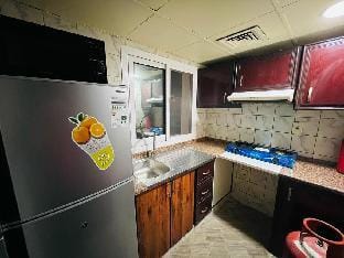 Comfort Tourist Place For Male Apartment in Dubai