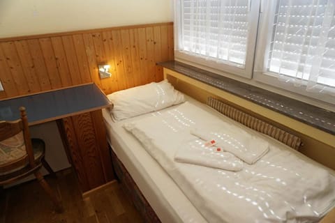 Pension-zur-Rose Bed and Breakfast in Böblingen