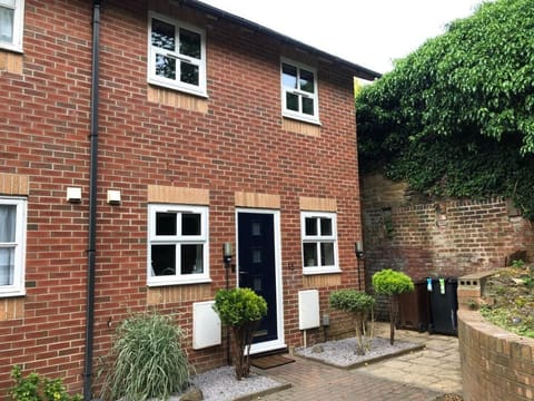 Lynwood House special offers available nomastay Vacation rental in Sheffield