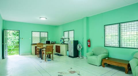 Bann Mangkud Khaolak Vacation rental in Khuekkhak