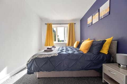 Exclusive house for contractors and families Vacation rental in Bradford