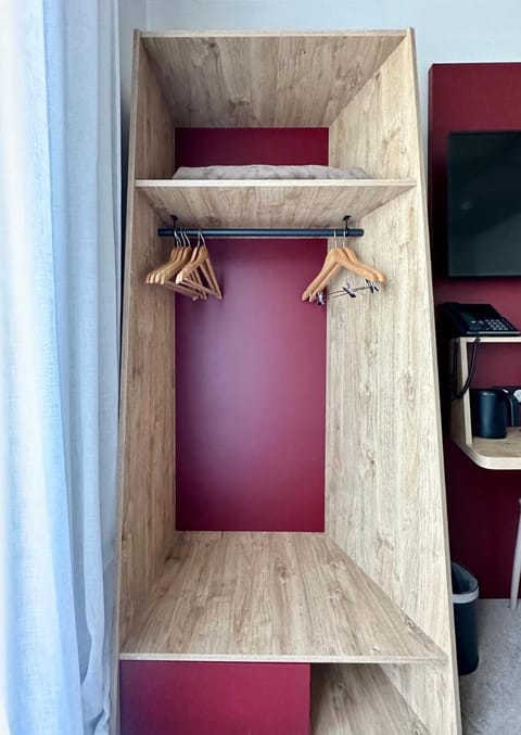 Best Western Hotel 11BAUER Hotel in Saint-Denis, France