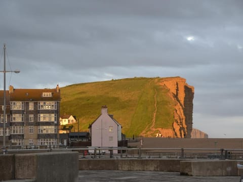 Westpoint Dog Friendly Apartments Apartment in West Bay, UK