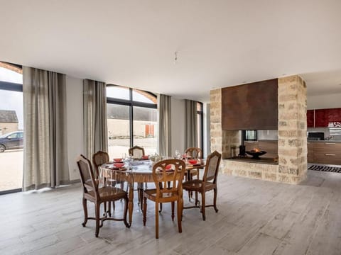 Holiday Home in Cercy-la-Tour with Terrace Vacation rental in Bourgogne-Franche-Comté