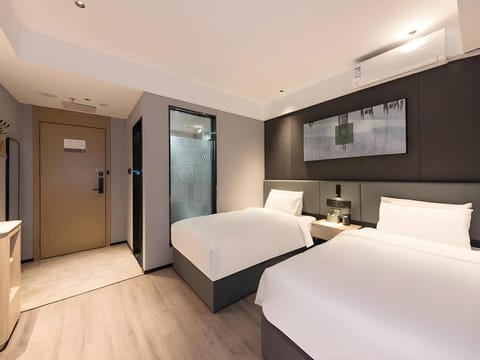 Thank Hotel Beijing Changping Xiguan Huandao Hotel in Beijing