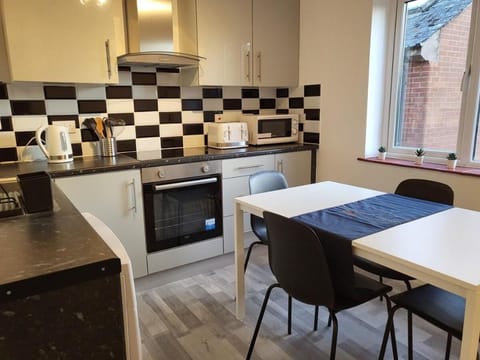 Stylish flat. Relocators/ Contractors/Short break Apartment in Banbury