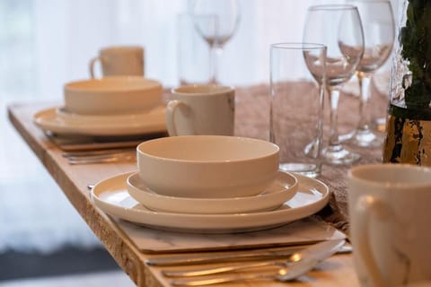 Attractive 3BDR family house with garden Vacation rental in Oldbury