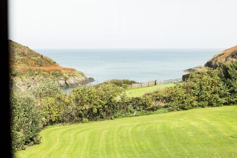 Aberfforest House Country House in Newport