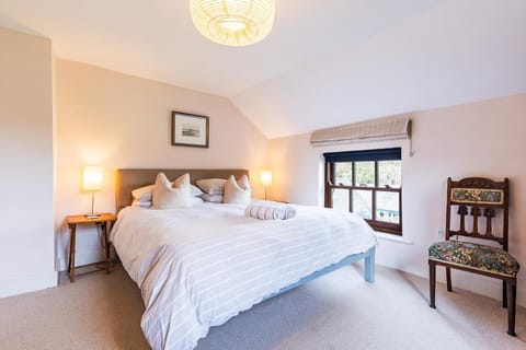 Aberfforest House Country House in Newport