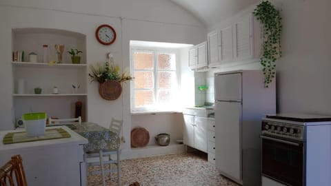 casa tra vigneti e boschi Apartment in Piedmont