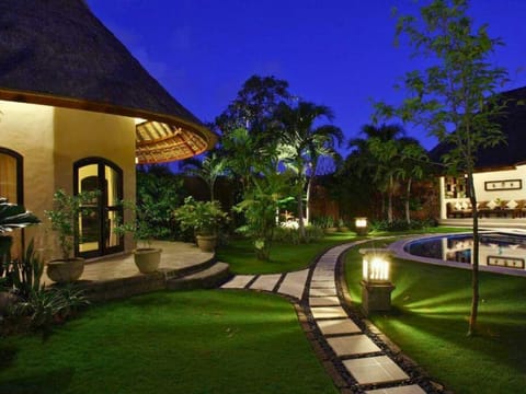 Sunny 3 BR Villa With Garden View #NE07 Villa in Kuta